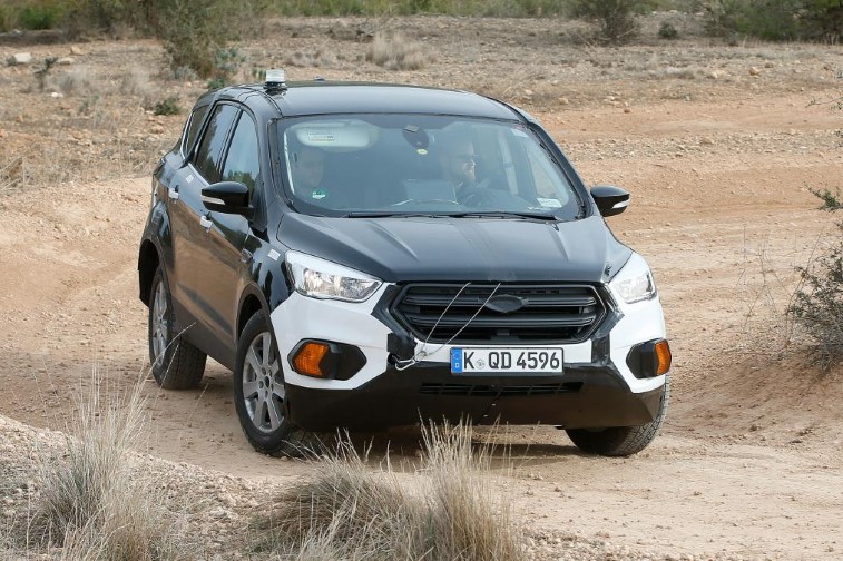 Yeni 2020 Ford Kuga SUV resim galerisi (09.05.2018)