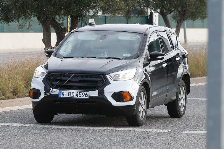 Yeni 2020 Ford Kuga SUV resim galerisi (09.05.2018)