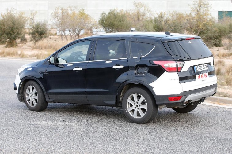 Yeni 2020 Ford Kuga SUV resim galerisi (09.05.2018)