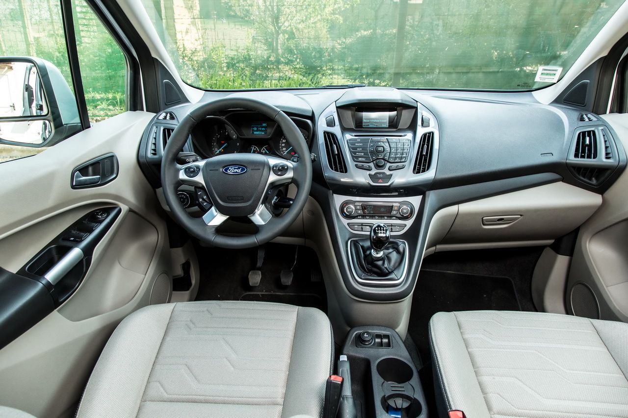 YEN FORD GRAND TOURNEO CONNECT DETAYLI RESM GALERS