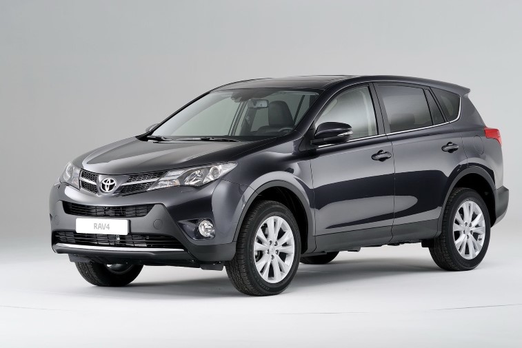 Toyota RAV4 resim galerisi (02.06.2018)