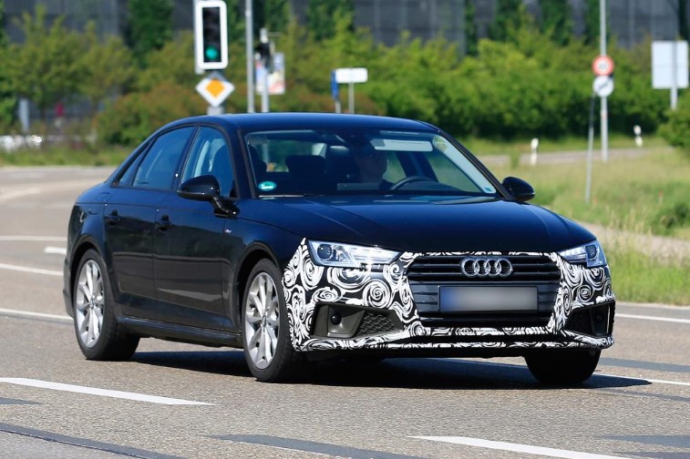Makyajl Audi A4 resim galerisi (04.06.2018)