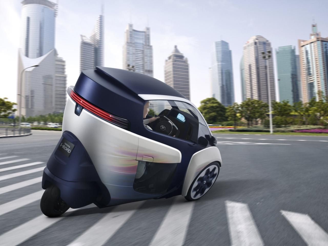 TOYOTA i-Road GALER