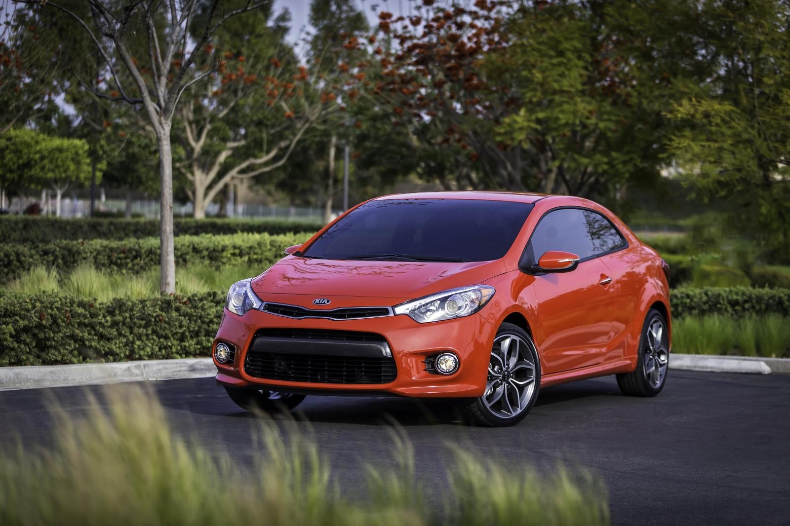 YEN 2014 KA CERATO KOUP GALER