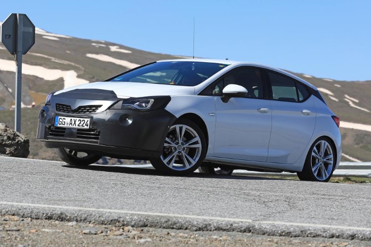 Makyajl 2019 Opel Astra resim galerisi (20.06.2018)