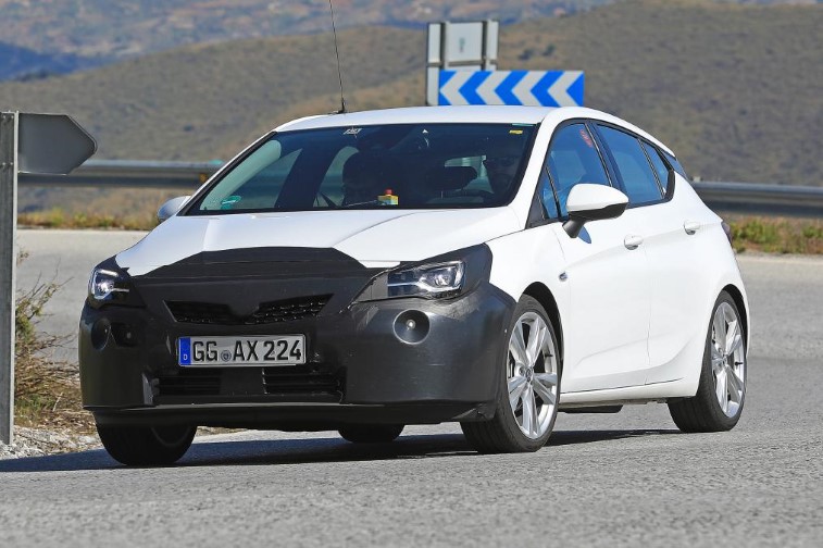 Makyajl 2019 Opel Astra resim galerisi (20.06.2018)