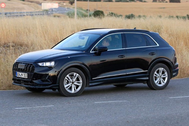 2018 Audi Q3 SUV resim galerisi (09.07.2018)