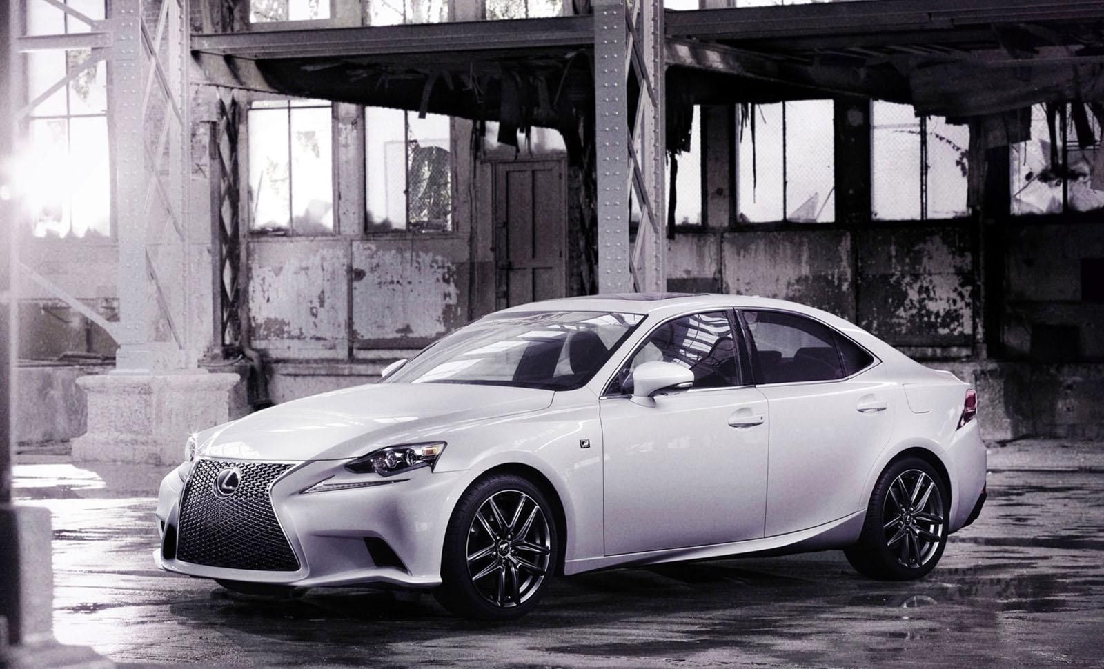 LEXUS IS 350 F SPORT GALER
