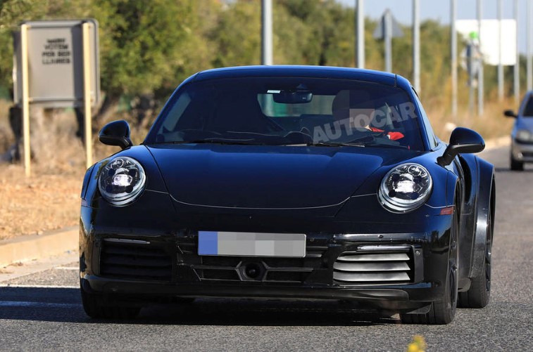 2019 Porsche 911 resim galerisi (01.08.2018)