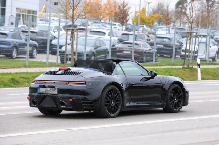 2019 Porsche 911 resim galerisi (01.08.2018)