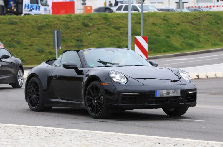 2019 Porsche 911 resim galerisi (01.08.2018)