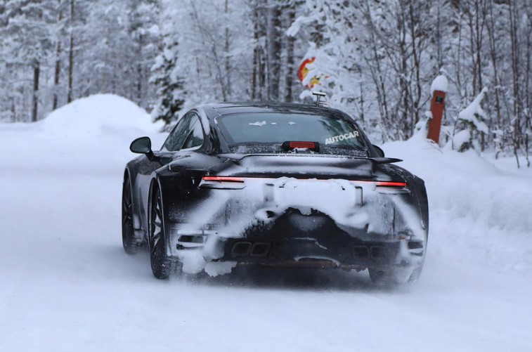 2019 Porsche 911 resim galerisi (01.08.2018)