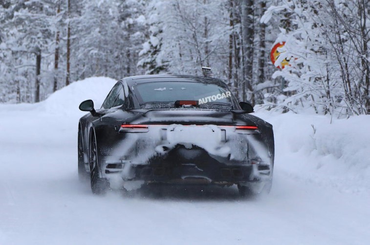 2019 Porsche 911 resim galerisi (01.08.2018)