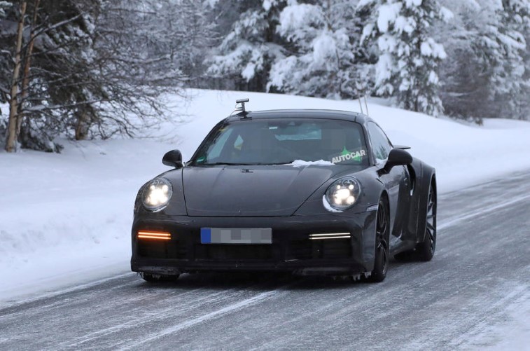 2019 Porsche 911 resim galerisi (01.08.2018)