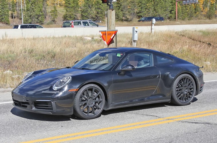 2019 Porsche 911 resim galerisi (01.08.2018)