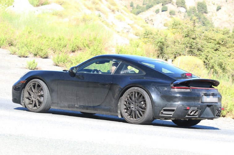 2019 Porsche 911 resim galerisi (01.08.2018)