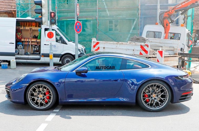 2019 Porsche 911 resim galerisi (01.08.2018)
