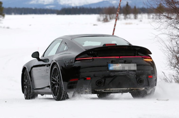 2019 Porsche 911 resim galerisi (01.08.2018)