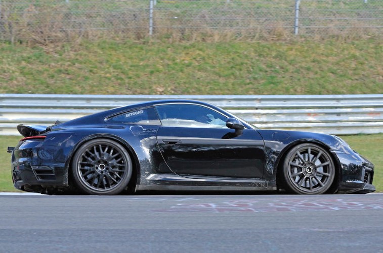 2019 Porsche 911 resim galerisi (01.08.2018)