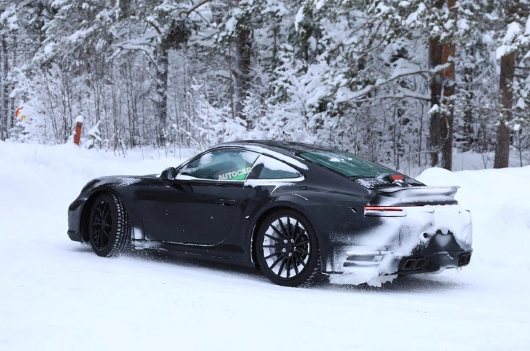 2019 Porsche 911 resim galerisi (01.08.2018)