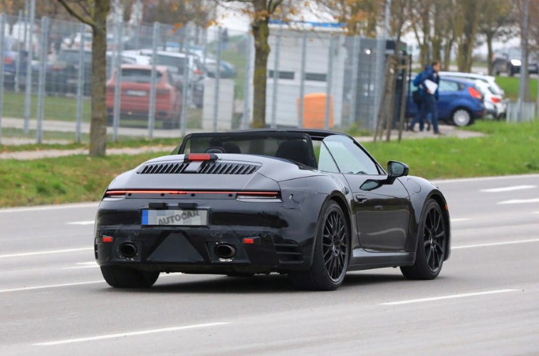 2019 Porsche 911 resim galerisi (01.08.2018)