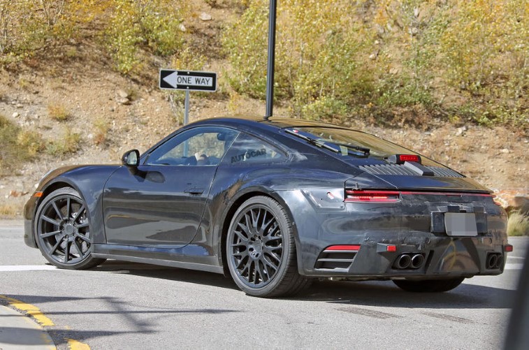 2019 Porsche 911 resim galerisi (01.08.2018)