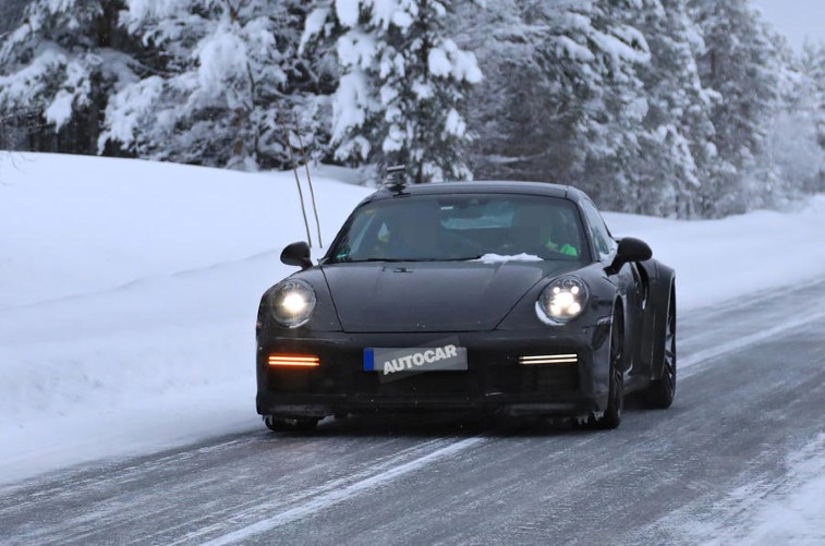 2019 Porsche 911 resim galerisi (01.08.2018)