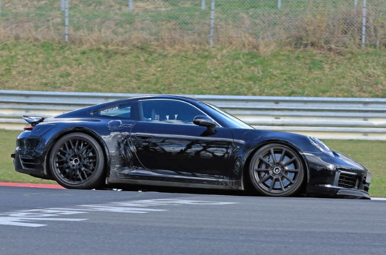 2019 Porsche 911 resim galerisi (01.08.2018)