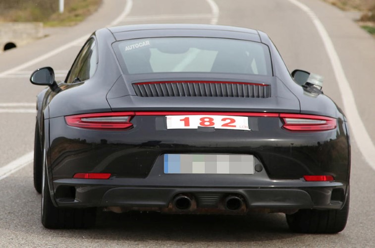 2019 Porsche 911 resim galerisi (01.08.2018)