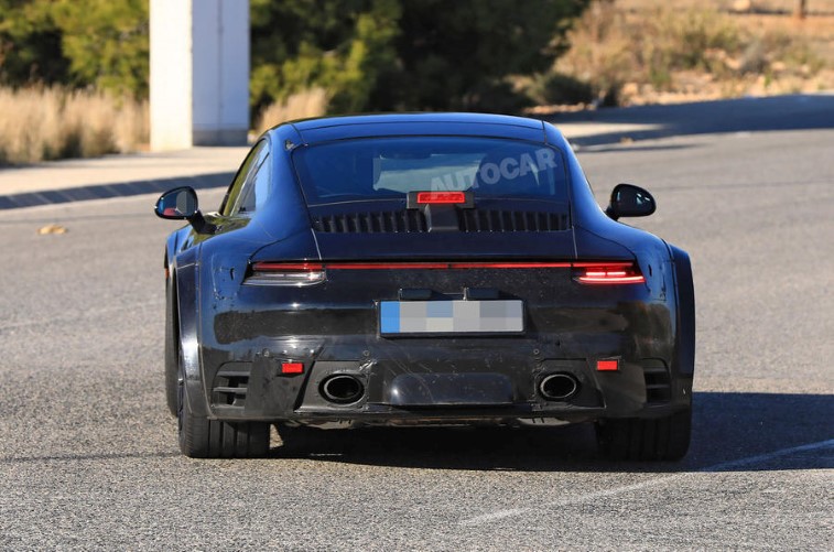 2019 Porsche 911 resim galerisi (01.08.2018)