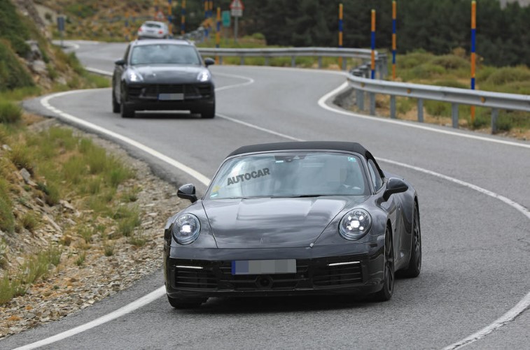 2019 Porsche 911 resim galerisi (01.08.2018)
