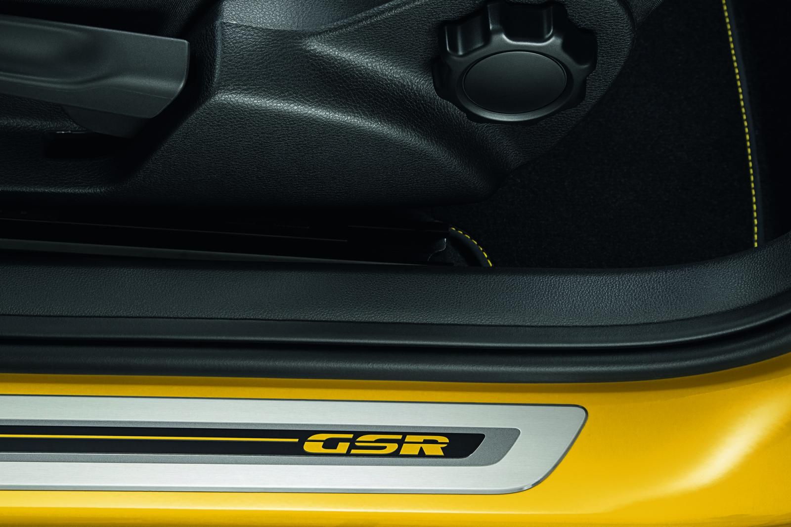 VOLKSWAGEN BEETLE GSR LMTED EDTON GALER