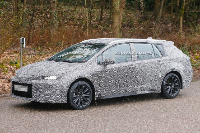 2019 Auris Touring Sports resim galerisi (05.08.2018)