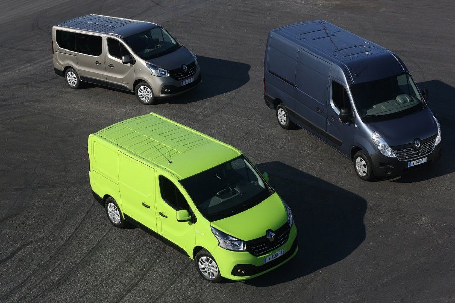 YEN RENAULT MASTER VE TRAFC RESM GALERS