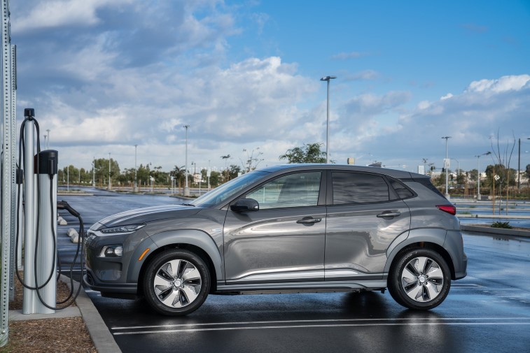 2019 Hyundai Kona Electric resim galerisi (24.08.2018)