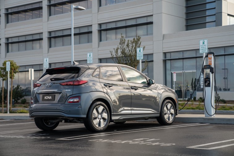 2019 Hyundai Kona Electric resim galerisi (24.08.2018)
