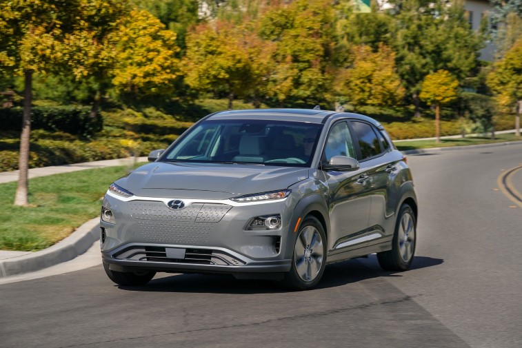 2019 Hyundai Kona Electric resim galerisi (24.08.2018)