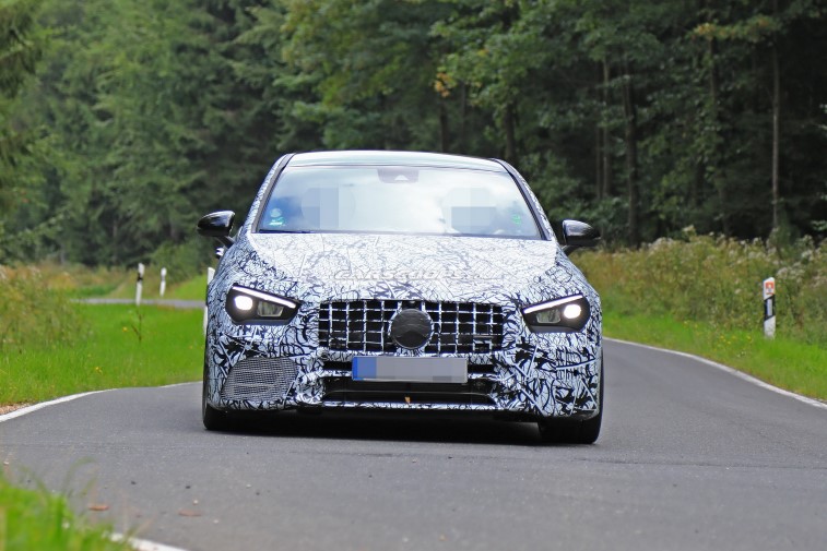 2019 Mercedes-AMG CLA 45 resim galerisi (24.08.2018)