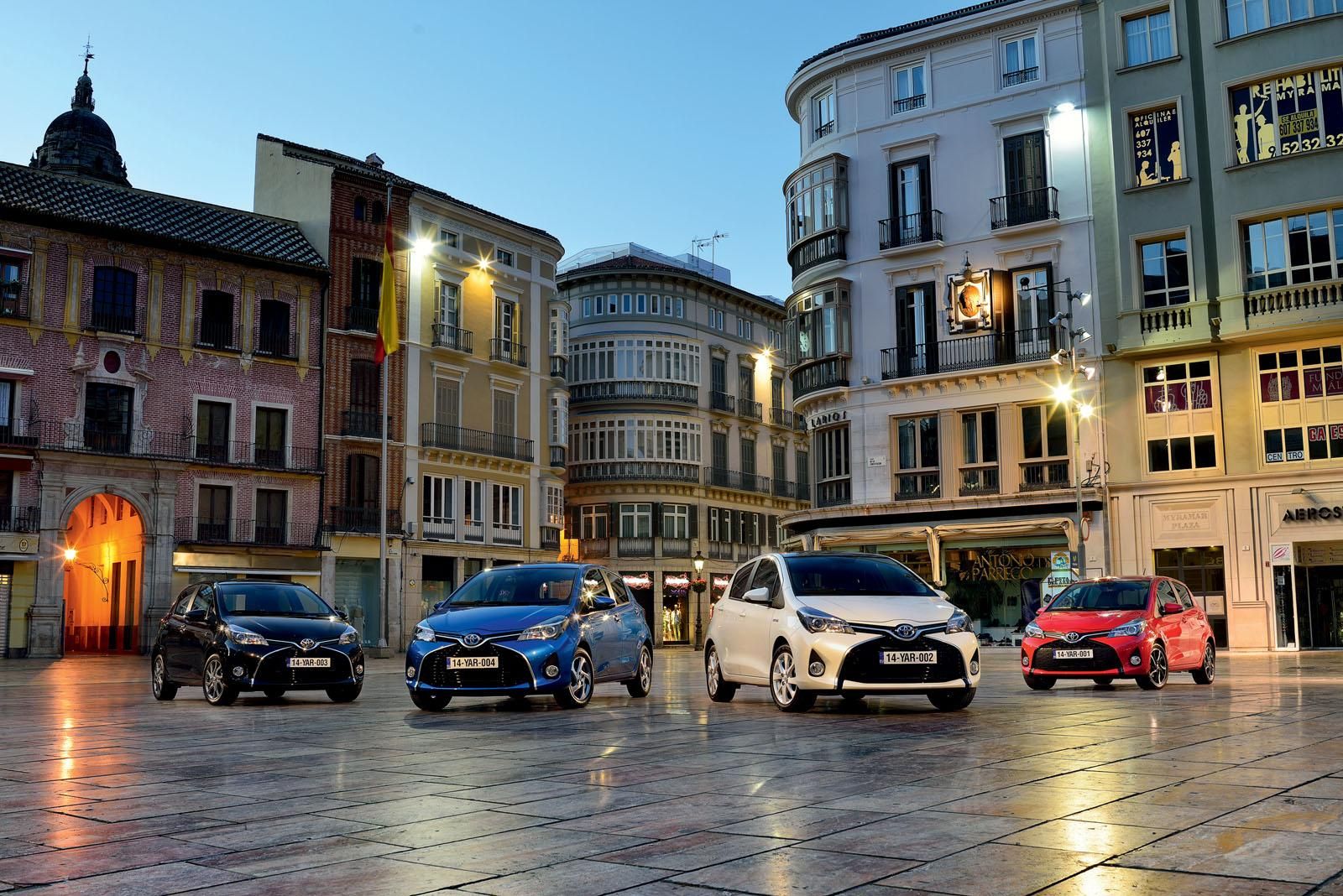 YEN 2015 MAKYAJLI TOYOTA YARS DETAYLI RESM GALERS