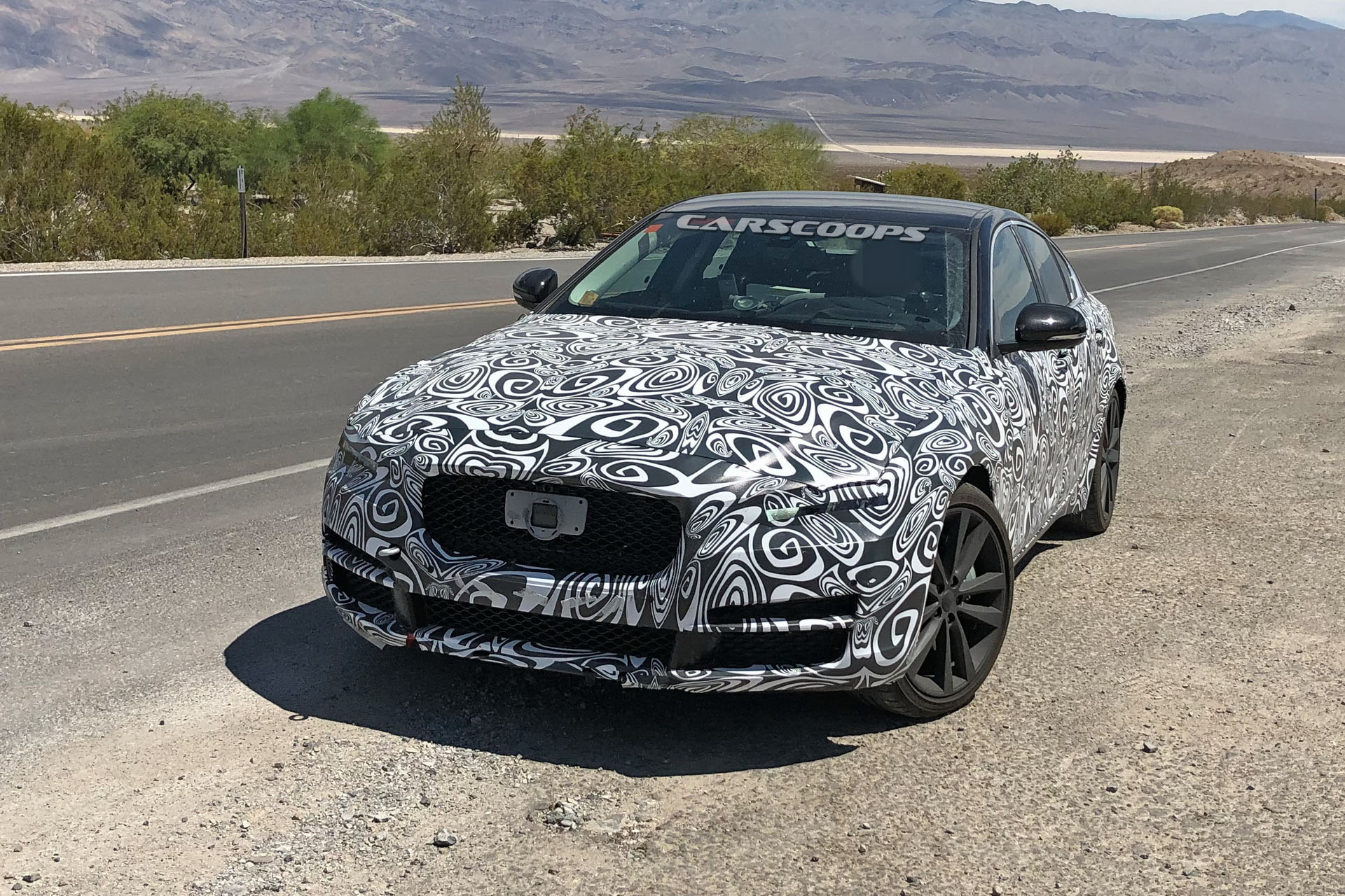 2019 Jaguar XE resim galerisi (30.08.2018)
