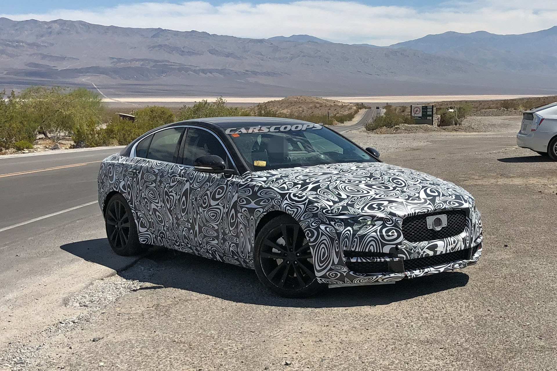 2019 Jaguar XE resim galerisi (30.08.2018)