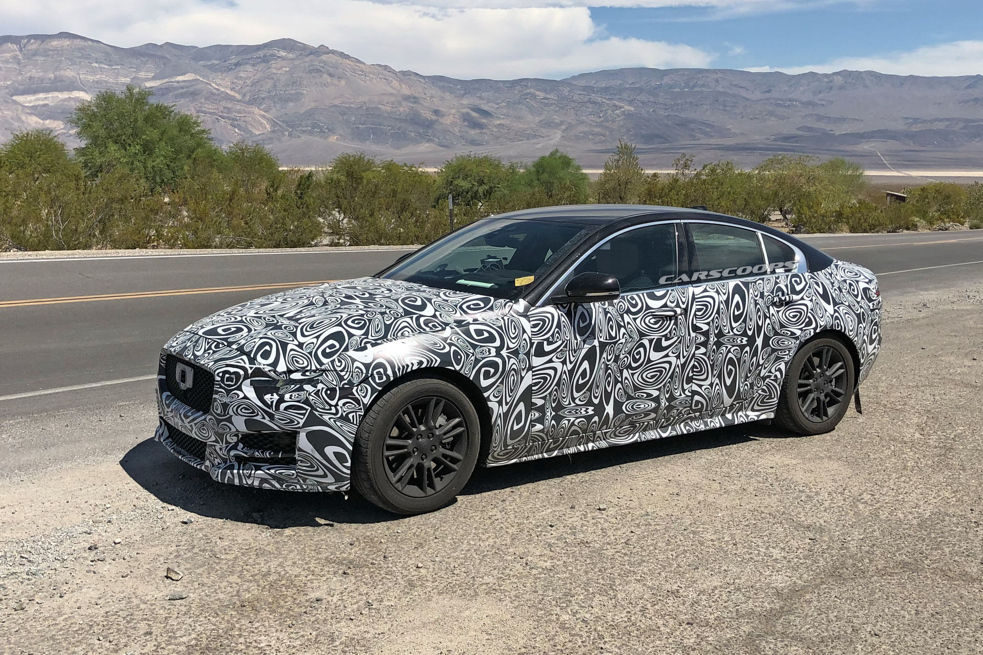 2019 Jaguar XE resim galerisi (30.08.2018)