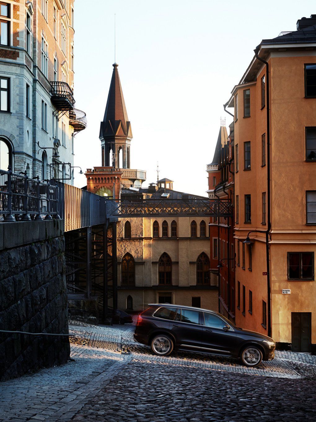 YEN 2015 VOLVO XC90 FRST EDTON RESM GALERS