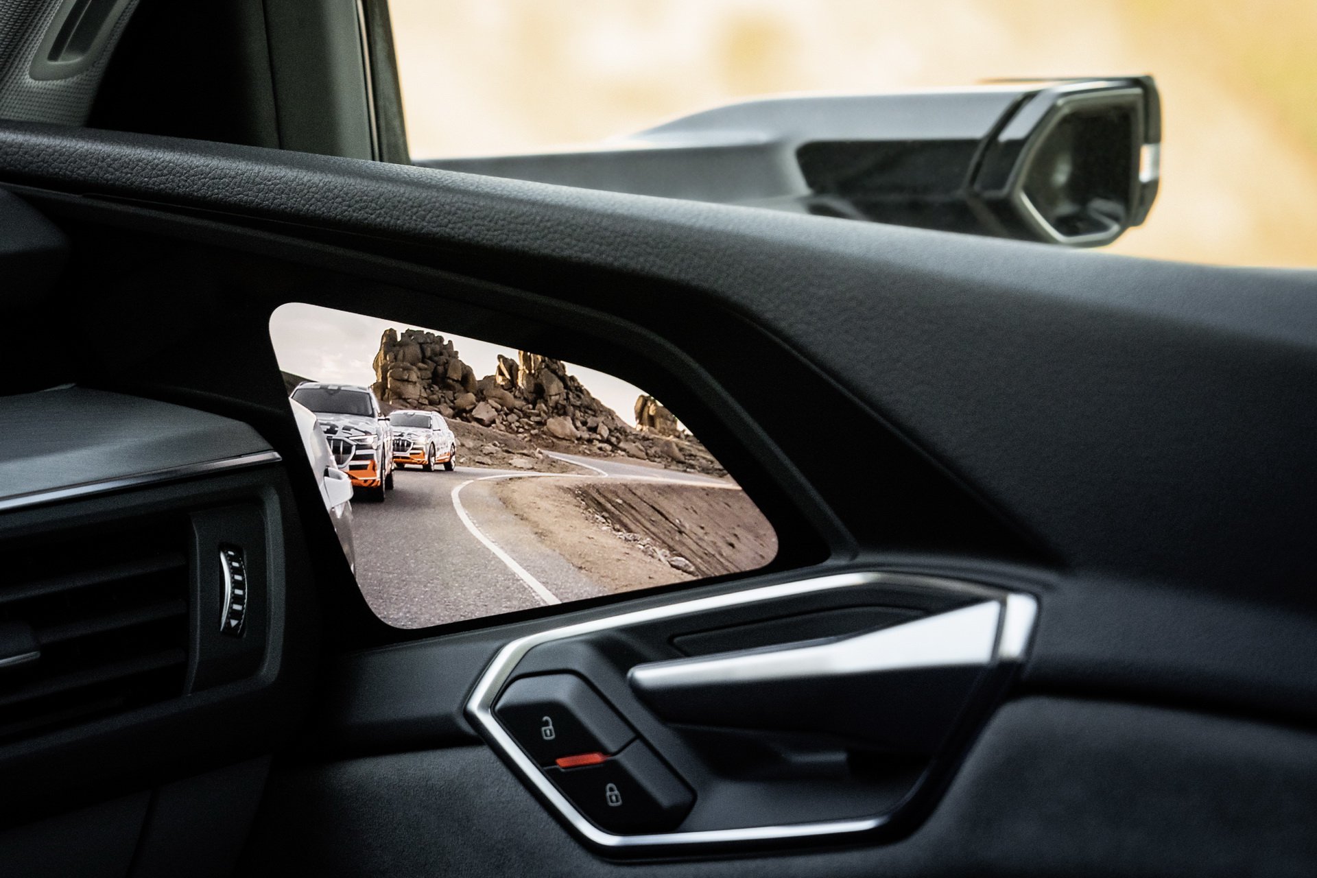 Audi E-Tron SUV resim galerisi (03.09.2018)