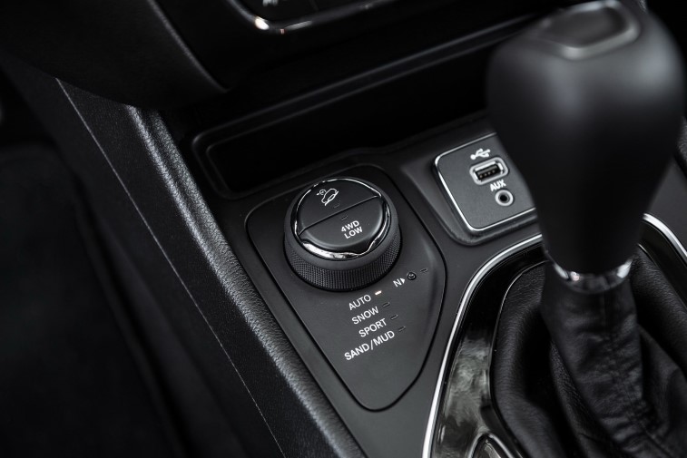 2019 Jeep Cherokee resim galerisi (09.09.2018)