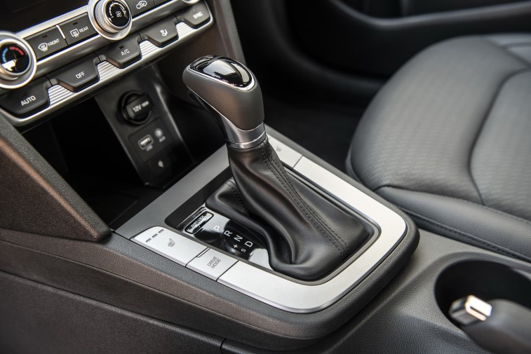 2019 Hyundai Elantra resim galerisi (10.09.2018)