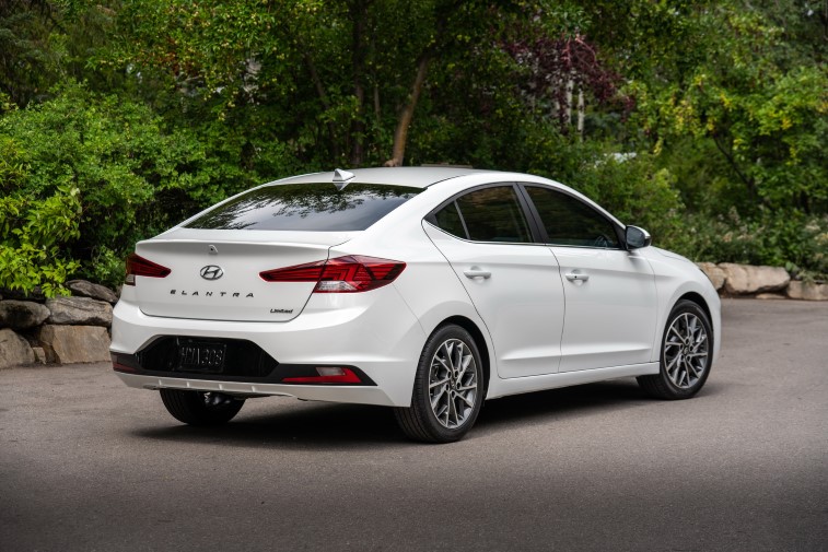 2019 Hyundai Elantra resim galerisi (10.09.2018)