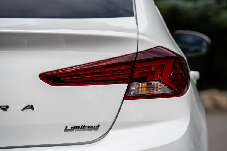 2019 Hyundai Elantra resim galerisi (10.09.2018)