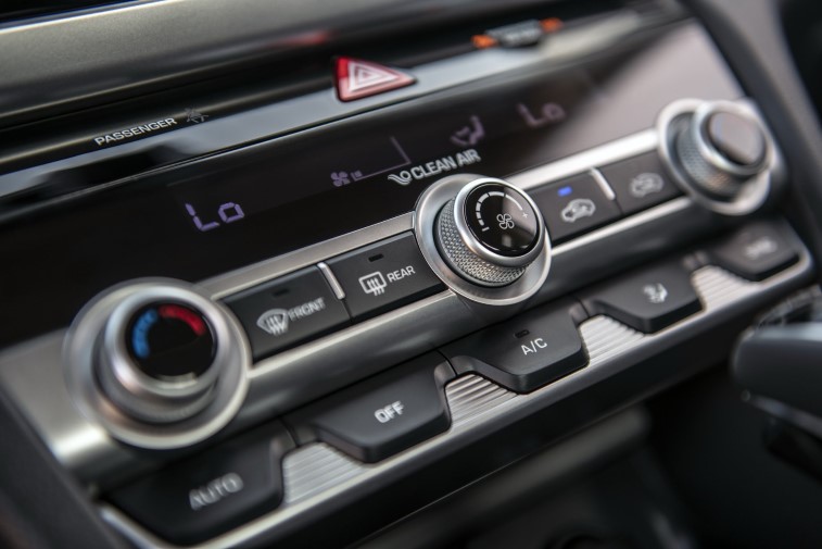2019 Hyundai Elantra resim galerisi (10.09.2018)