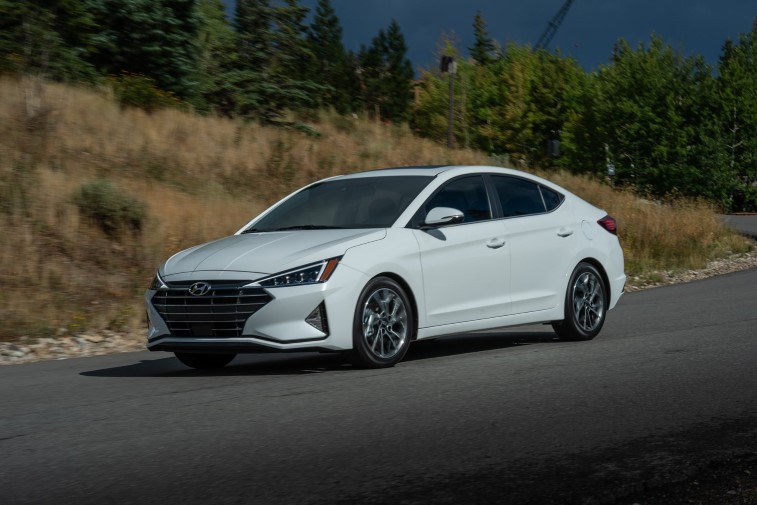 2019 Hyundai Elantra resim galerisi (10.09.2018)